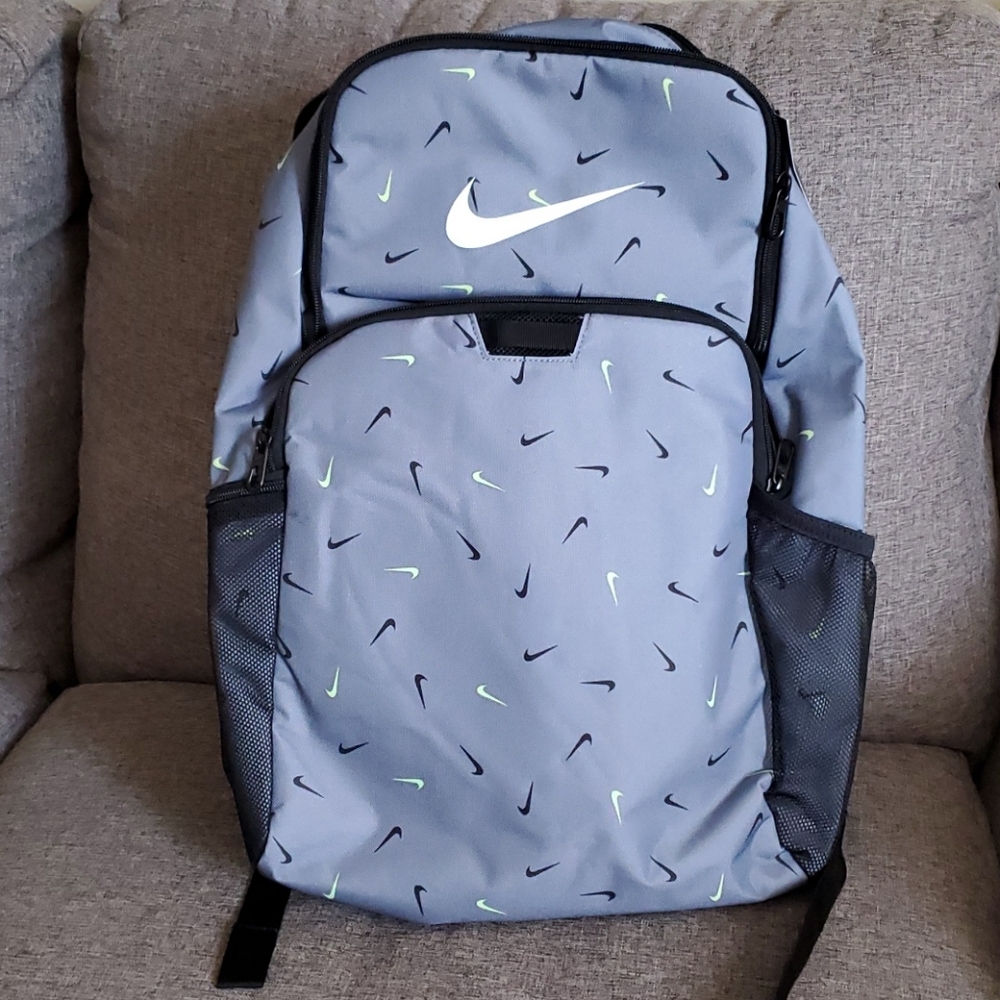 Nike Brasilia XL Swoosh Print Backpack